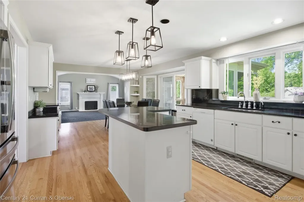 4876 Justin Lane West Bloomfield Charter Township MI 48322