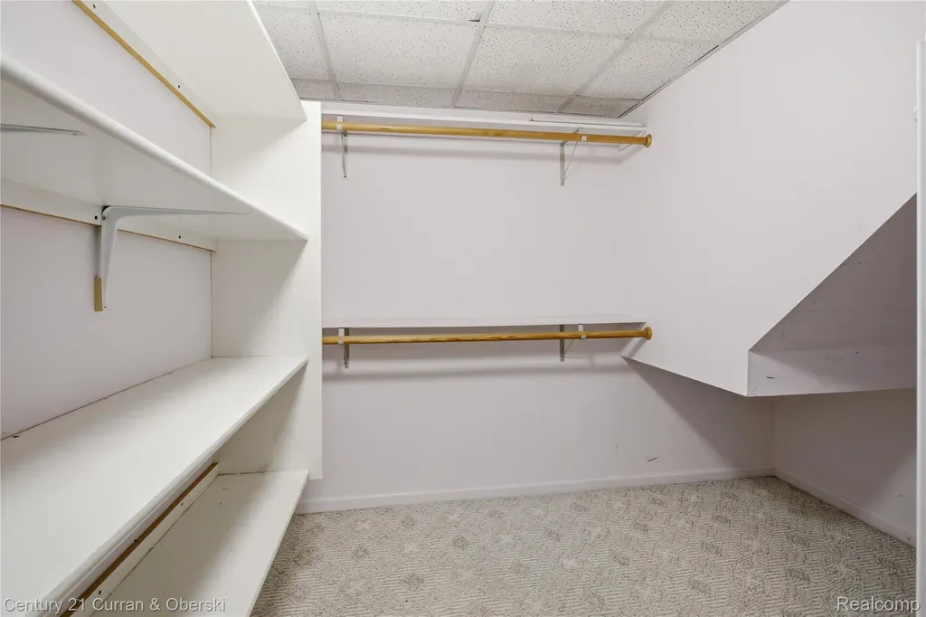 4876 Justin Lane West Bloomfield Charter Township MI 48322