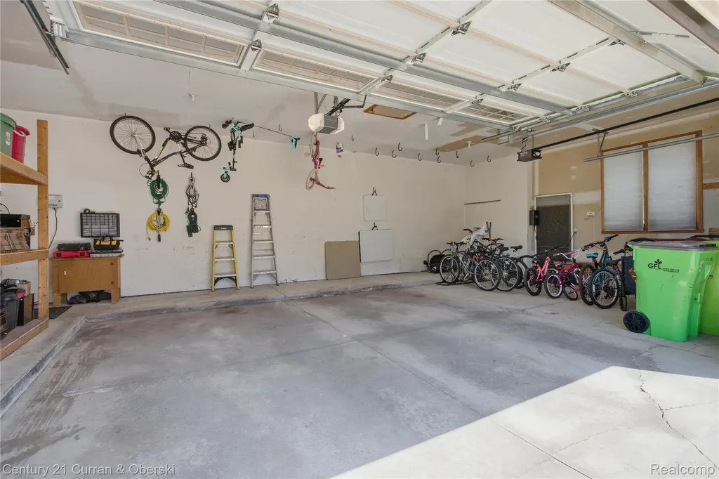 4876 Justin Lane West Bloomfield Charter Township MI 48322