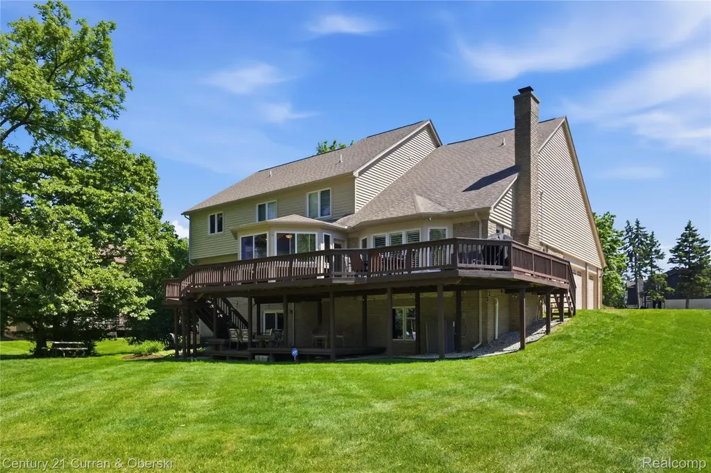 4876 Justin Lane West Bloomfield Charter Township MI 48322