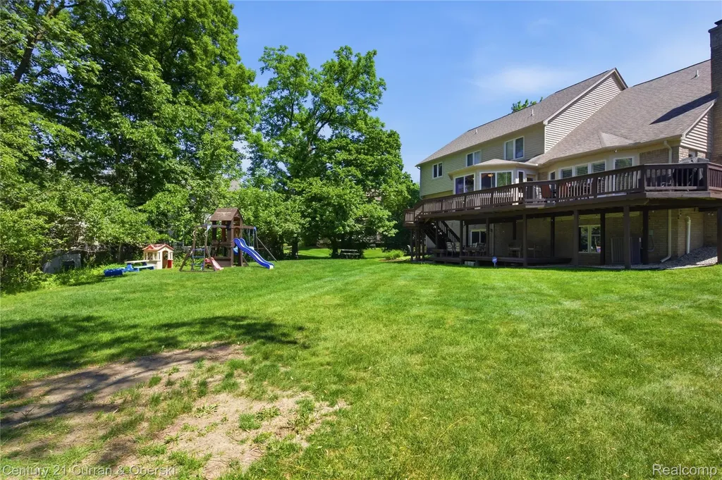 4876 Justin Lane West Bloomfield Charter Township MI 48322