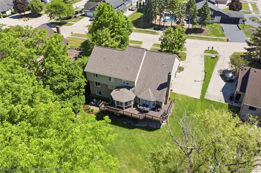 4876 Justin Lane West Bloomfield Charter Township MI 48322