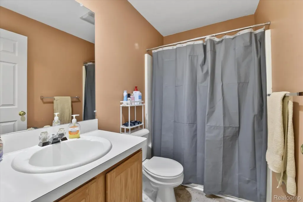 1641 Coburn Drive Ann Arbor City MI 48108