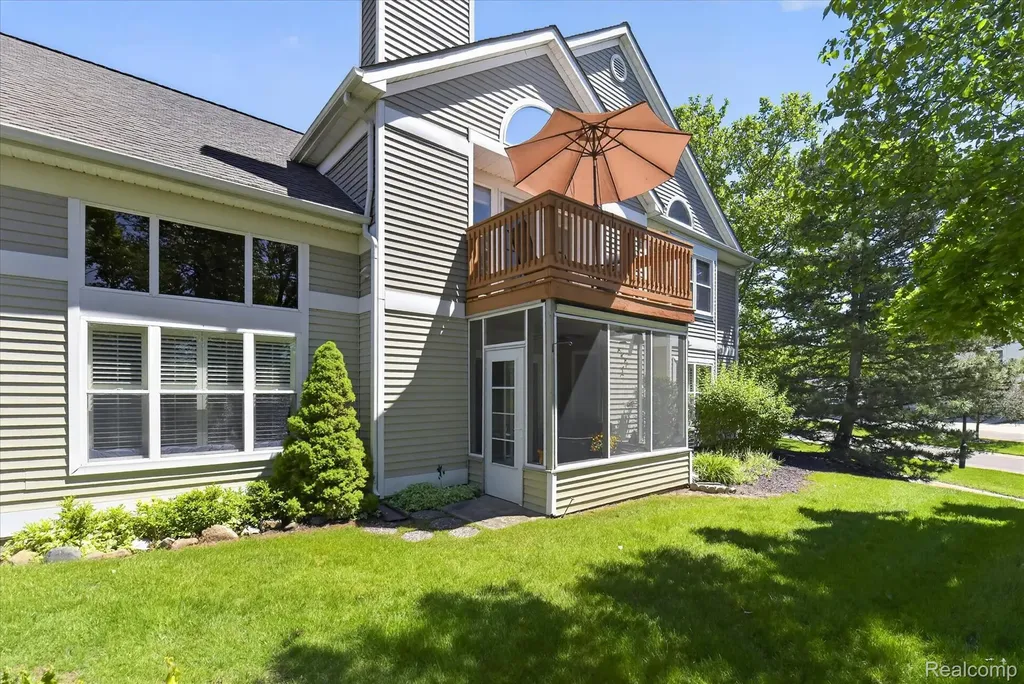 1641 Coburn Drive Ann Arbor City MI 48108