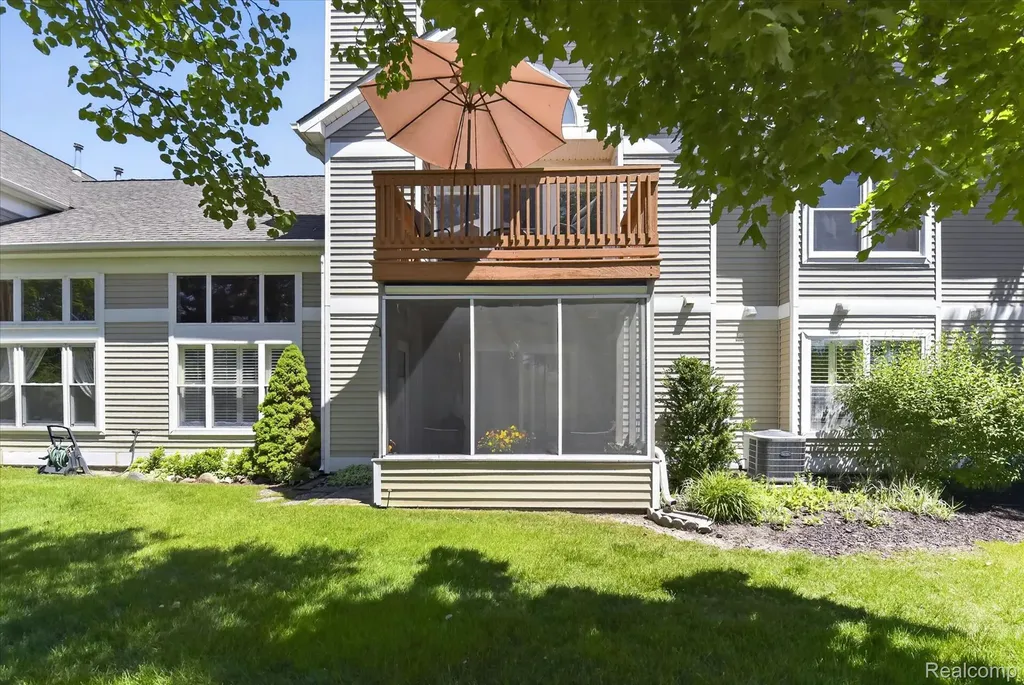 1641 Coburn Drive Ann Arbor City MI 48108