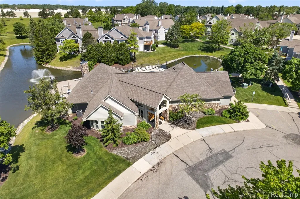 1641 Coburn Drive Ann Arbor City MI 48108