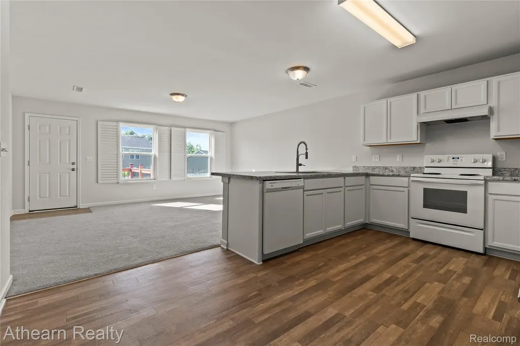 595 Rockway Drive Linden City MI 48451