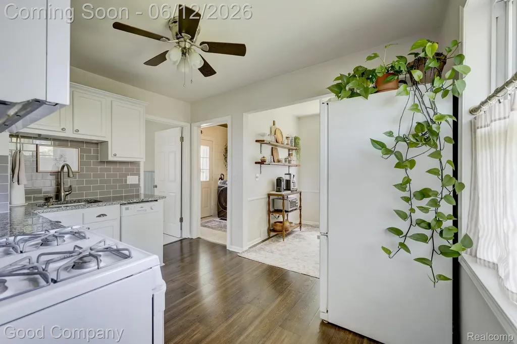 1564 Browning Street Ferndale City MI 48220