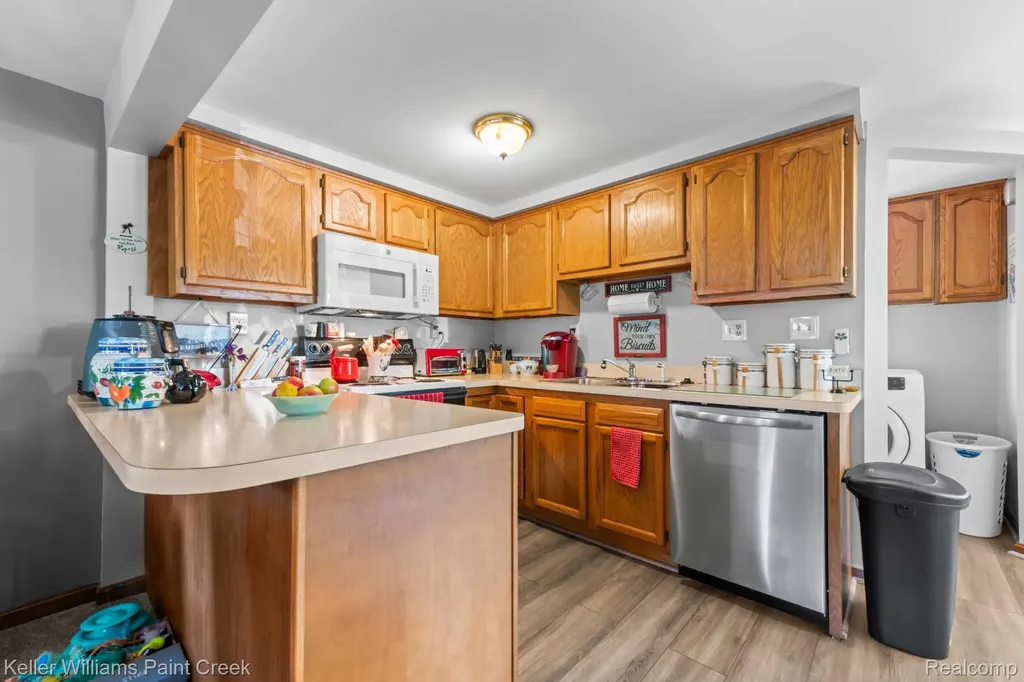 3100 Vincent Road Clyde Township MI 48049