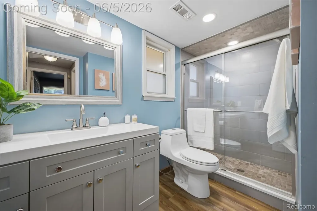 40435 Oak Tree Novi City MI 48375