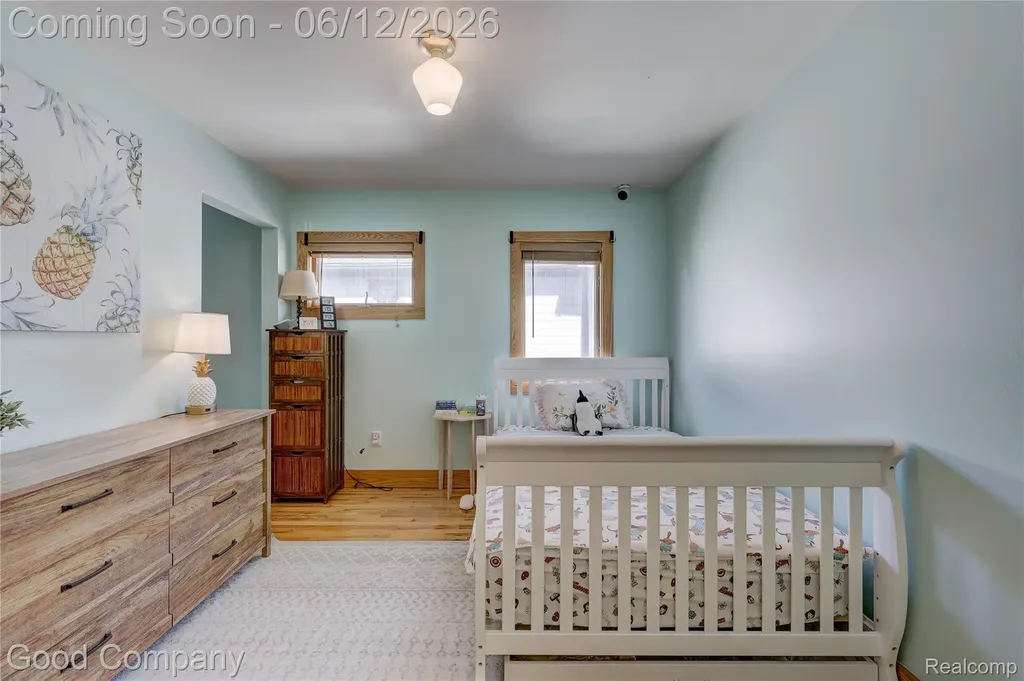 419 E 5th Street Royal Oak City MI 48067