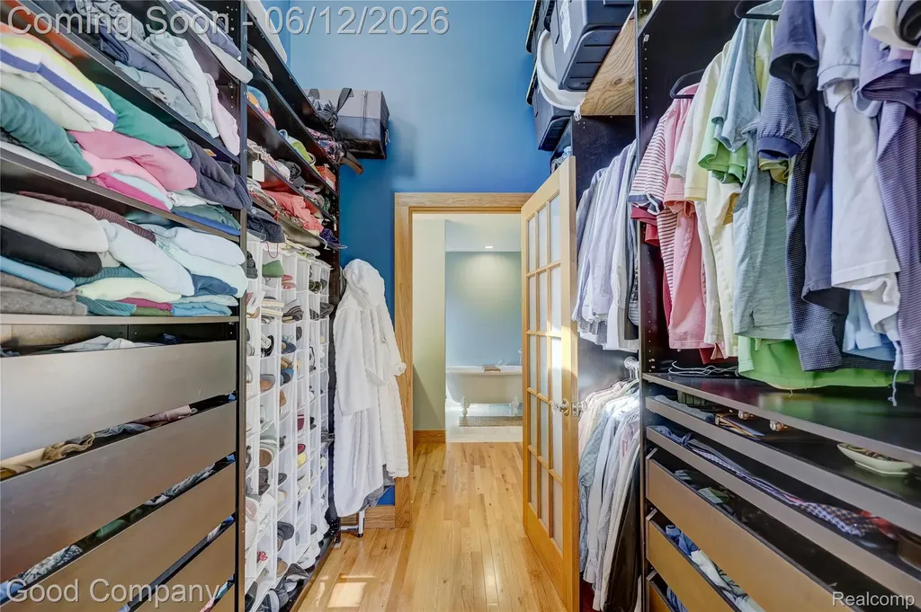 419 E 5th Street Royal Oak City MI 48067