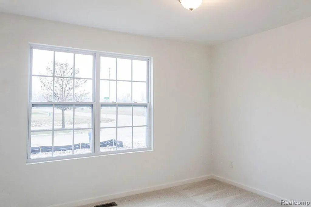 58410 Pembrooke Avenue New Haven Village MI 48048