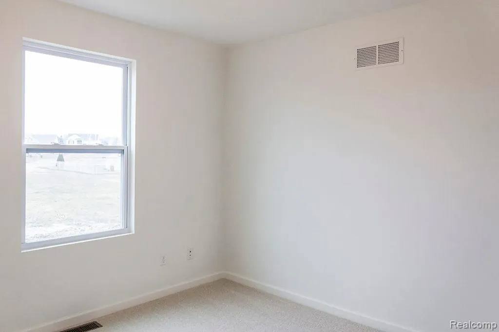 58410 Pembrooke Avenue New Haven Village MI 48048