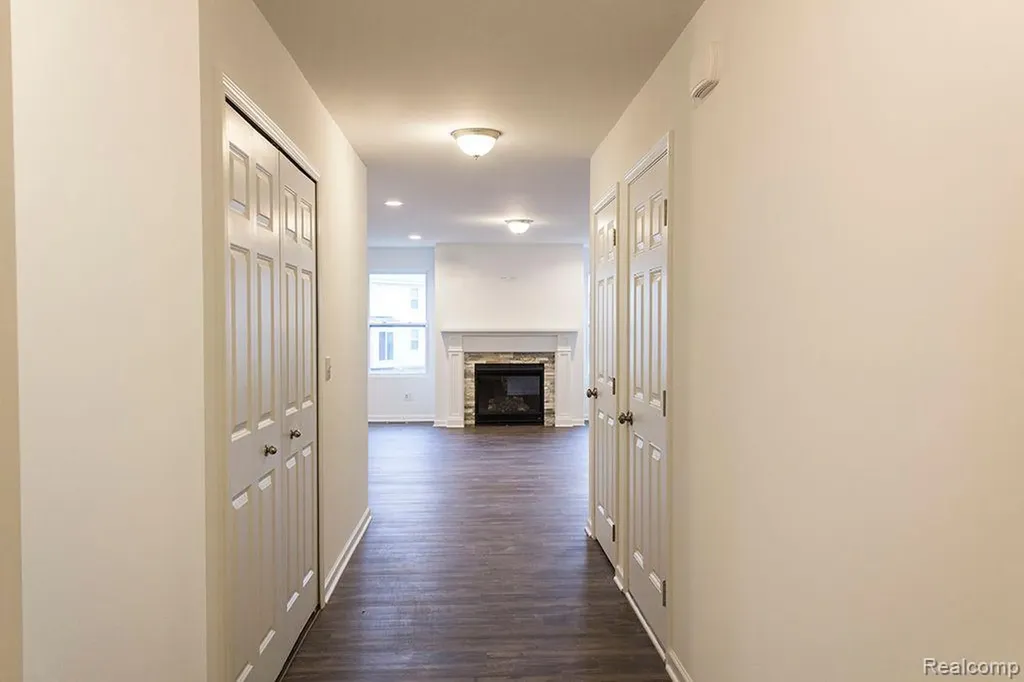 58410 Pembrooke Avenue New Haven Village MI 48048
