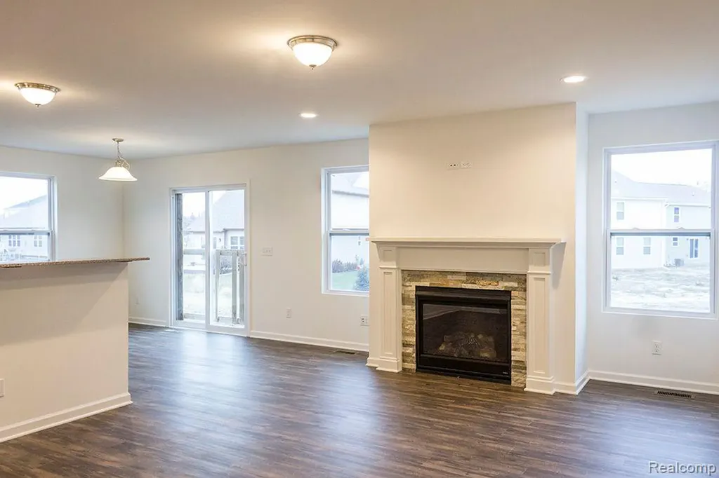 58410 Pembrooke Avenue New Haven Village MI 48048