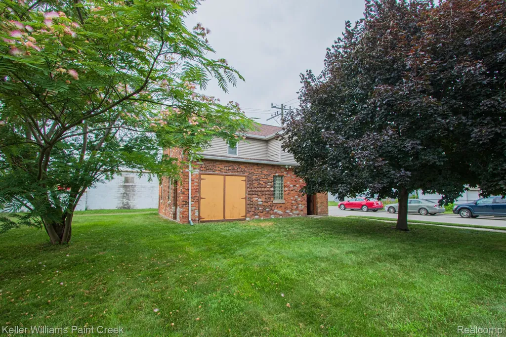 17501 Clarann Street Melvindale City MI 48122