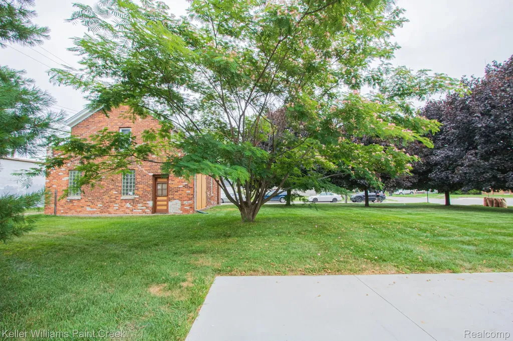 17501 Clarann Street Melvindale City MI 48122