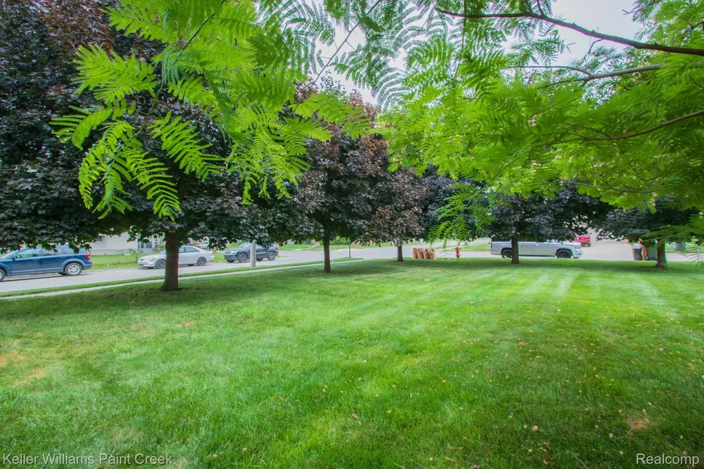 17501 Clarann Street Melvindale City MI 48122