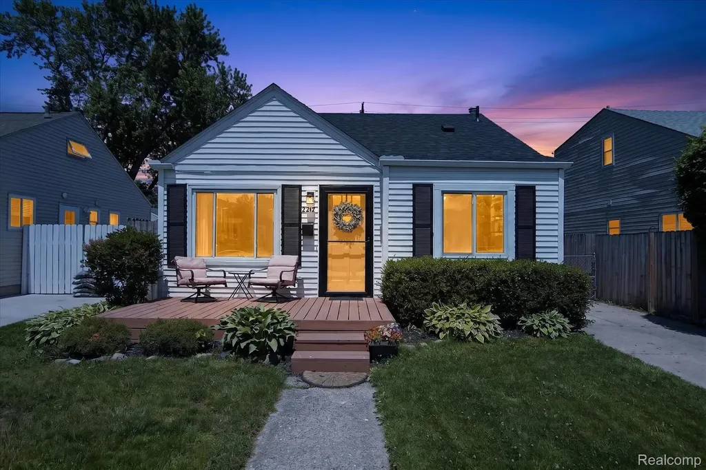2217 Guthrie Avenue Royal Oak City MI 48067