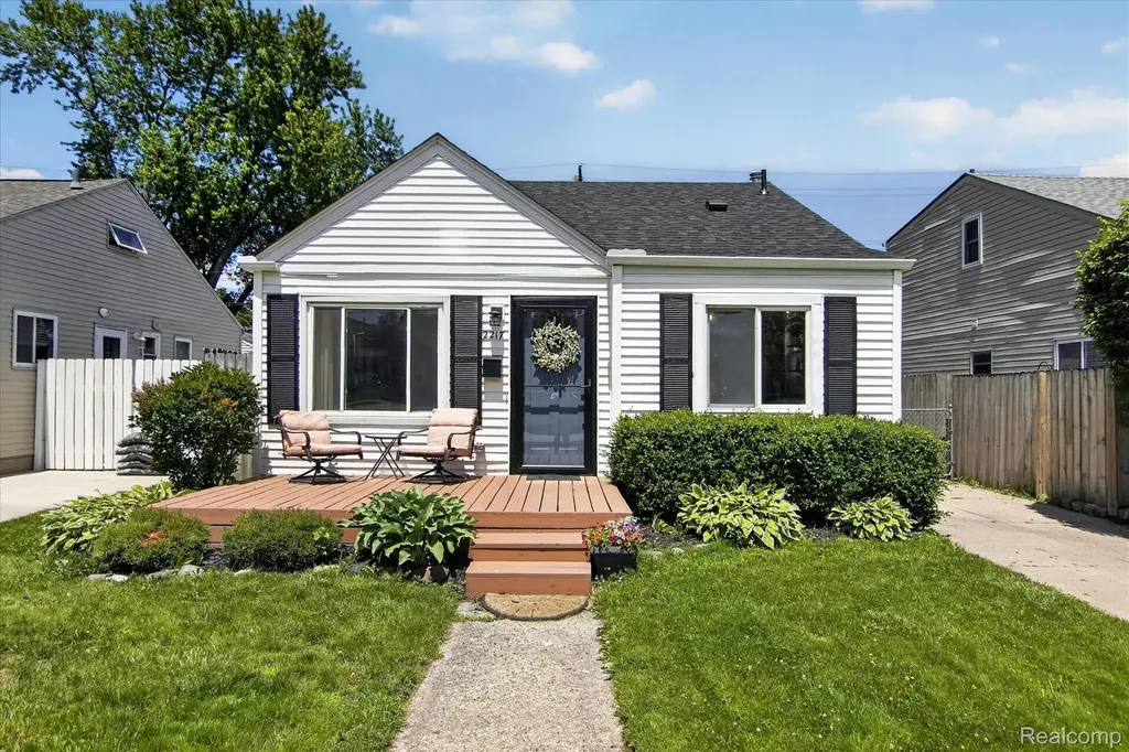 2217 Guthrie Avenue Royal Oak City MI 48067