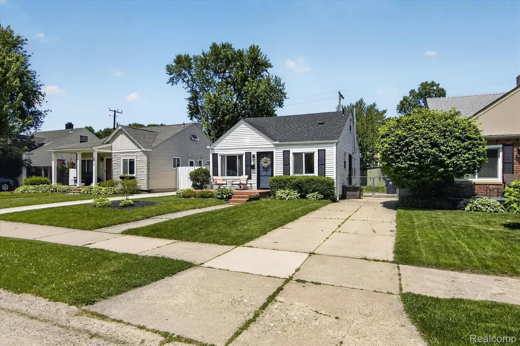 2217 Guthrie Avenue Royal Oak City MI 48067