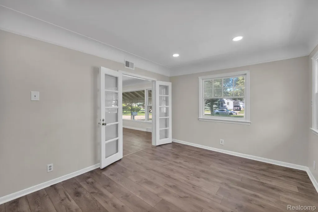 4453 Culver Street Dearborn Heights City MI 48125