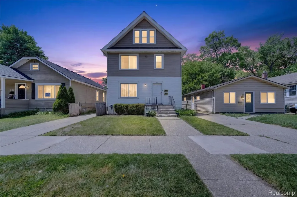 351 Edgewood Place Ferndale City MI 48220