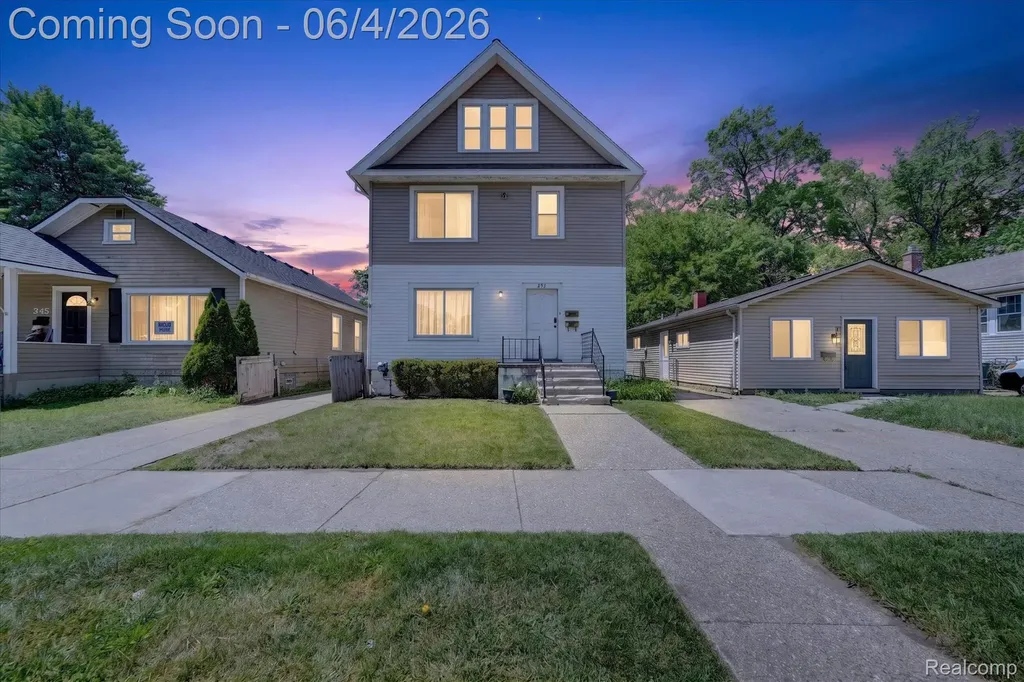 351 Edgewood Place Ferndale City MI 48220