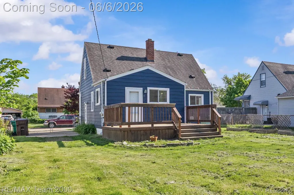 28952 Bridge Street Garden City City MI 48135