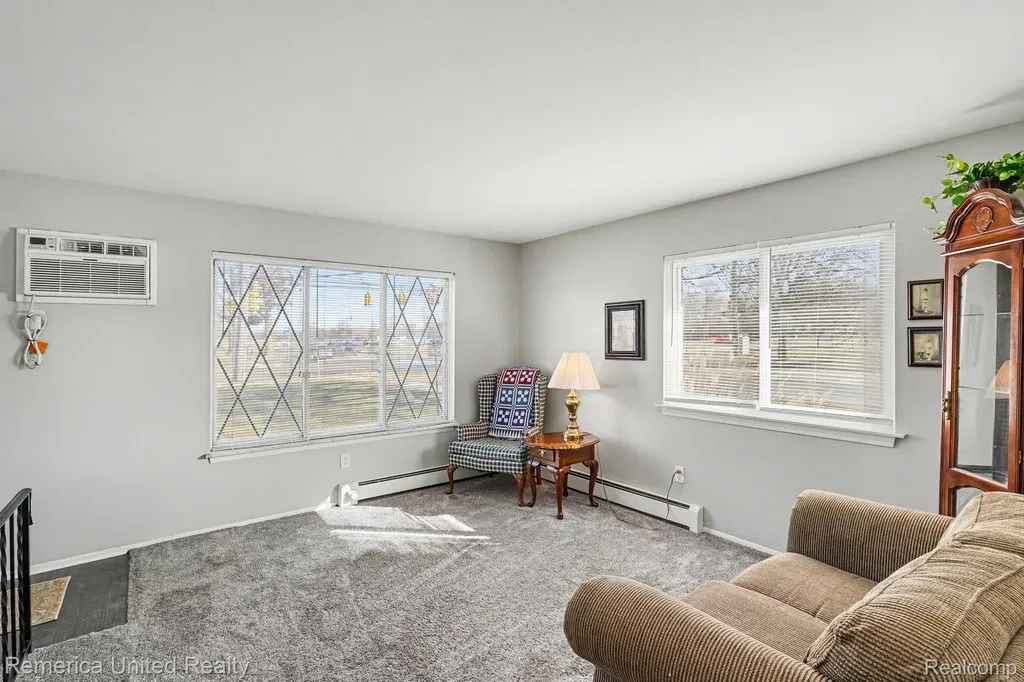 61035 11 Mile Road South Lyon City MI 48178