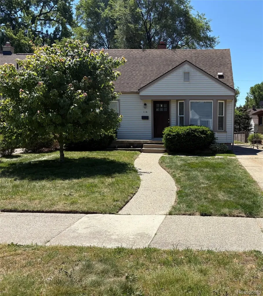116 Devillen Avenue Royal Oak City MI 48073