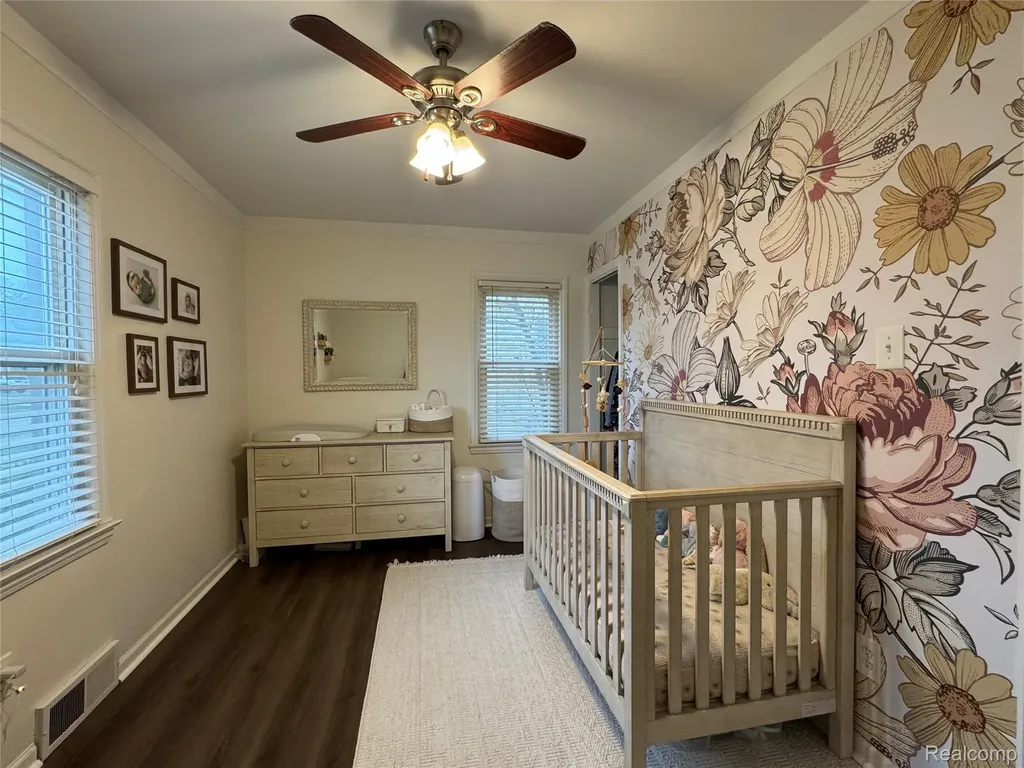 116 Devillen Avenue Royal Oak City MI 48073