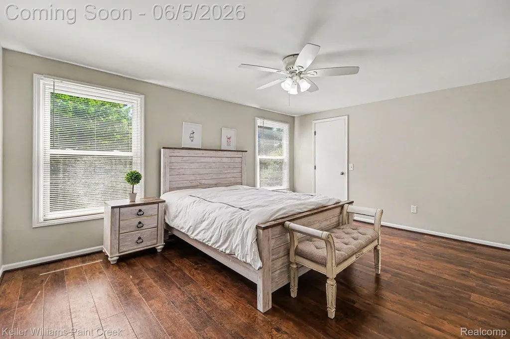 4447 Bentley Drive Troy City MI 48098