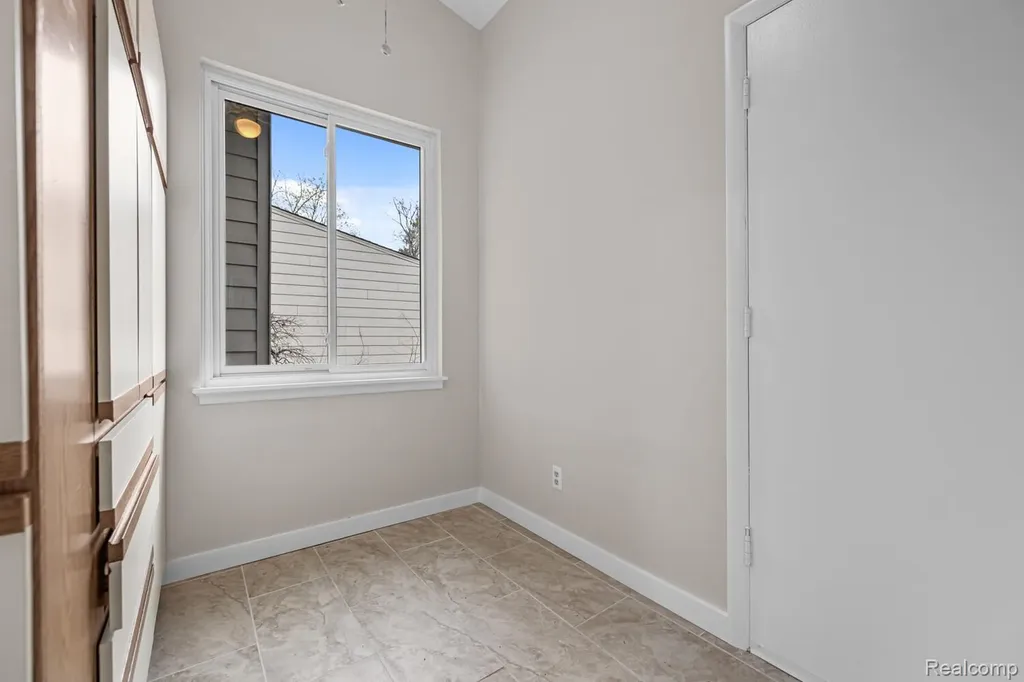 3123 Lake Haven Drive Ann Arbor City MI 48105