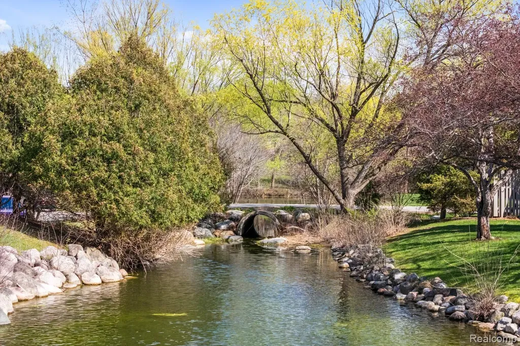 3123 Lake Haven Drive Ann Arbor City MI 48105
