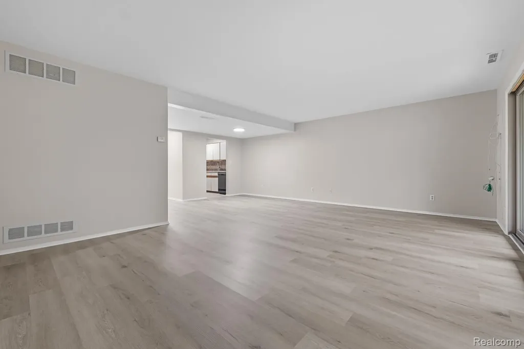 3123 Lake Haven Drive Ann Arbor City MI 48105