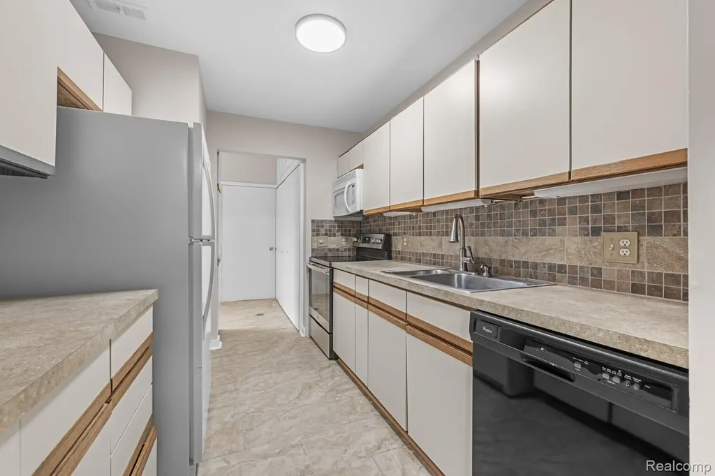 3123 Lake Haven Drive Ann Arbor City MI 48105