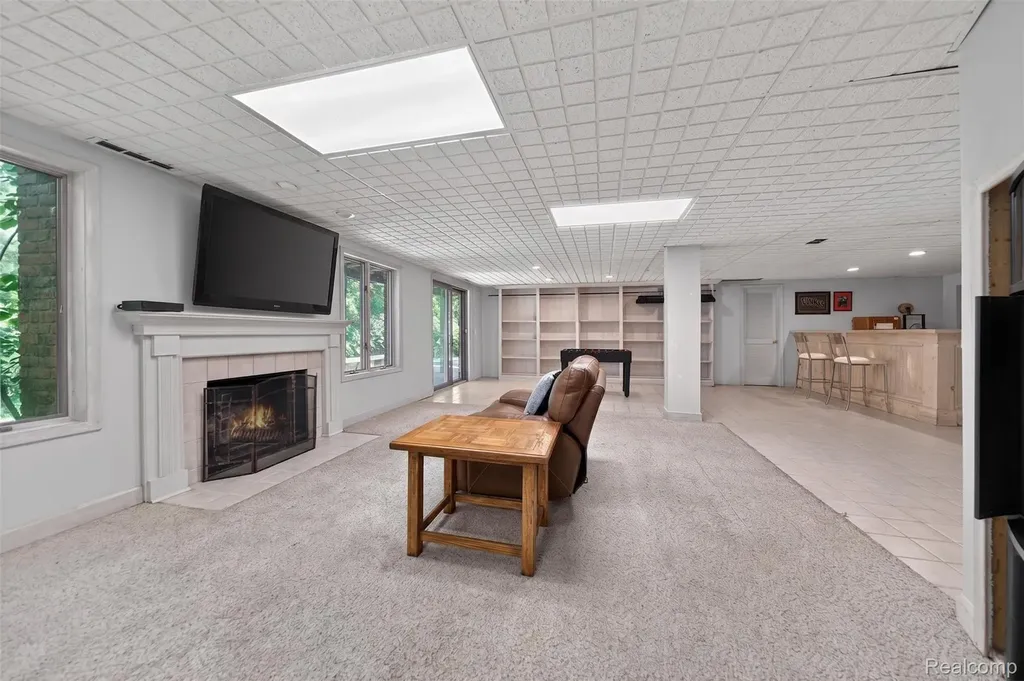 8694 Brazos Court White Lake Charter Township MI 48386