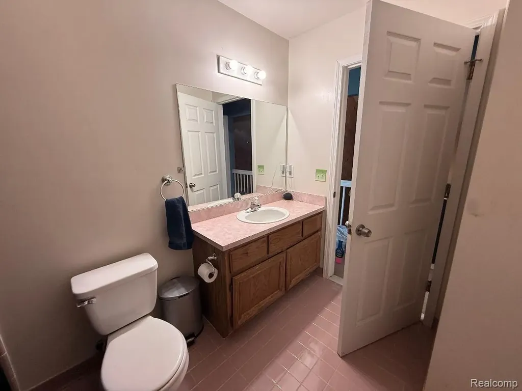 31167 Broderick Drive Chesterfield Township MI 48051