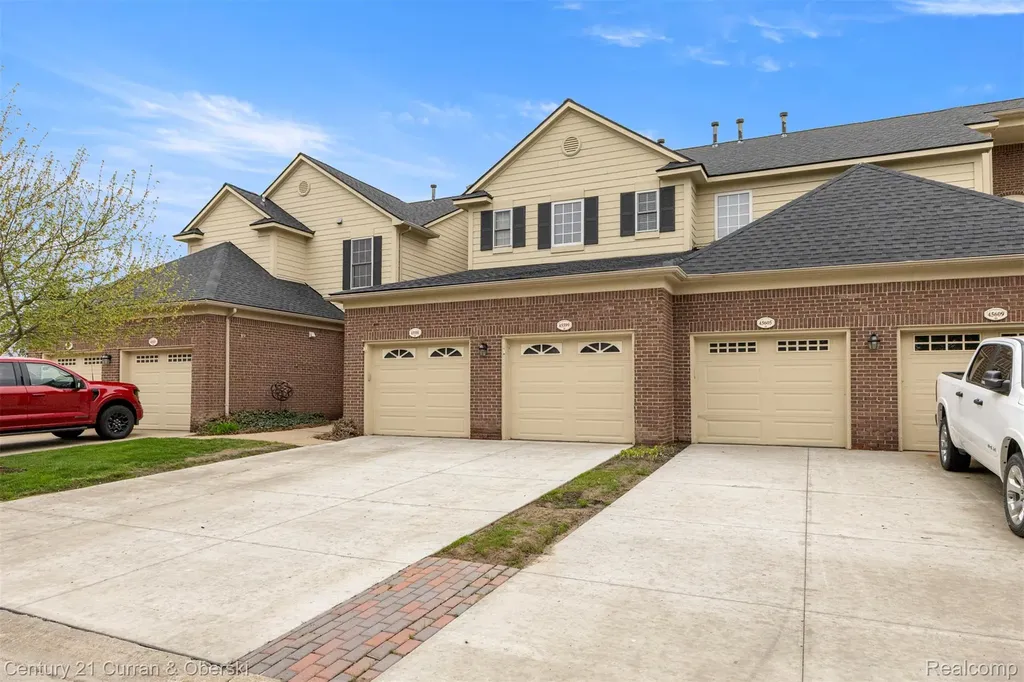 45599 Graystone Lane Canton Charter Township MI 48187