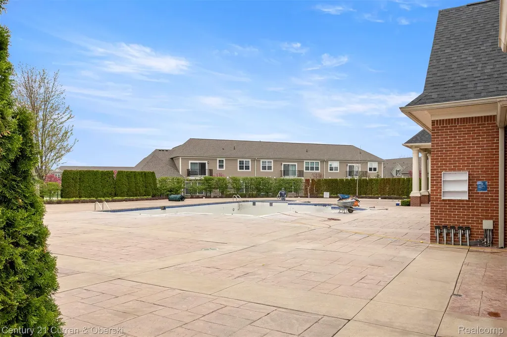 45599 Graystone Lane Canton Charter Township MI 48187