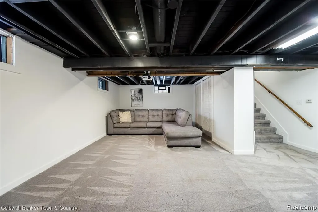 4383 Green Lake Road West Bloomfield Charter Township MI 48323