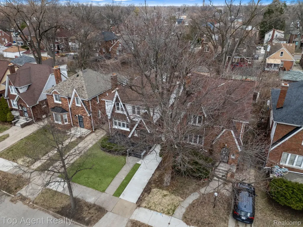 16204 Roselawn Street Detroit City MI 48221