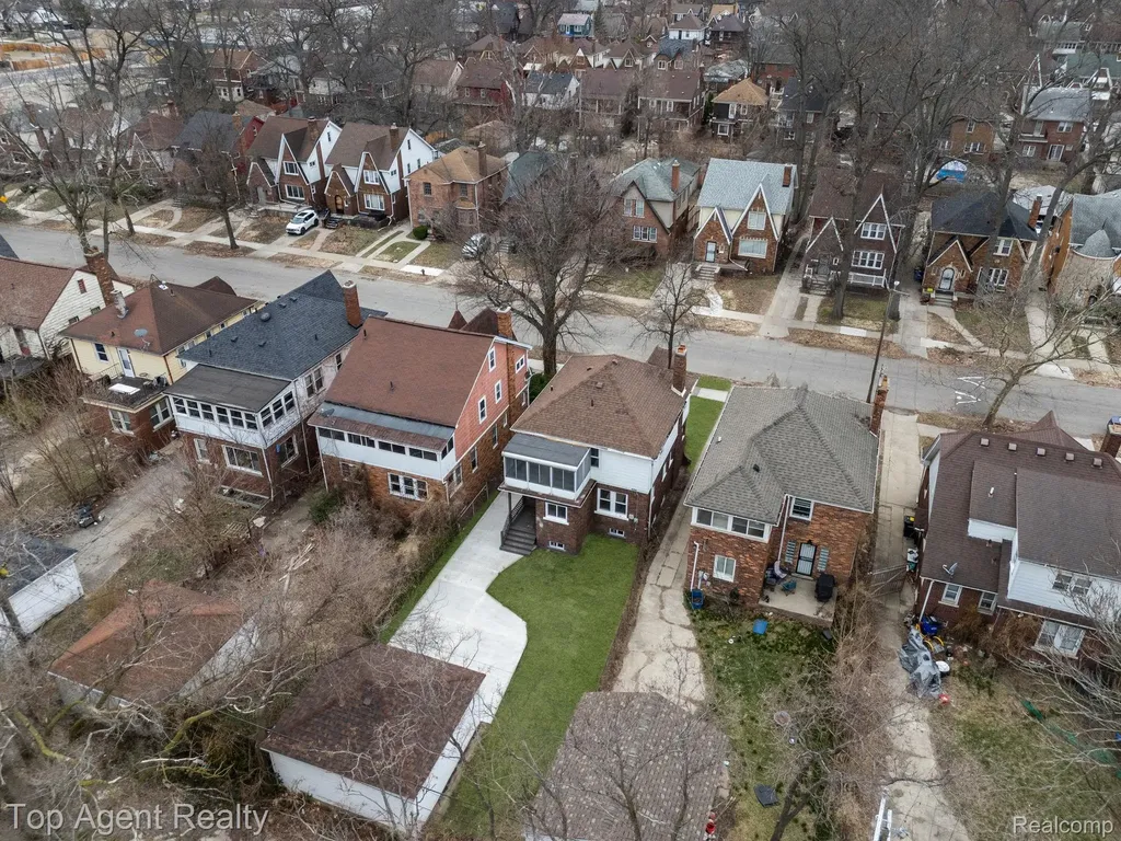 16204 Roselawn Street Detroit City MI 48221