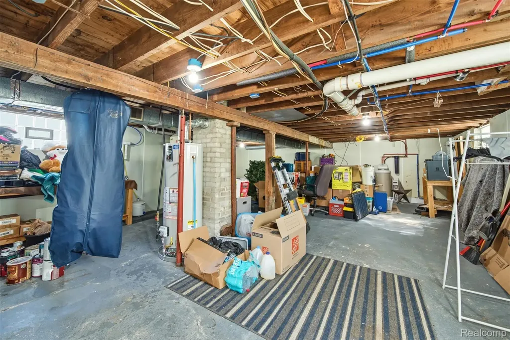 2700 Hallman Avenue Waterford Charter Township MI 48328