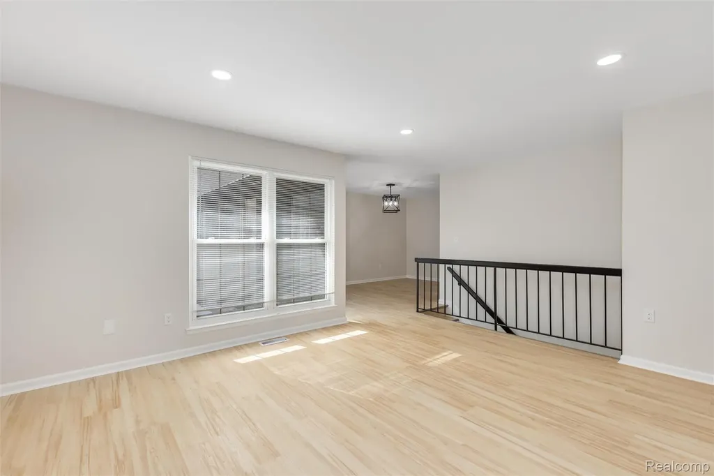 40526 Newport Drive Plymouth Charter Township MI 48170