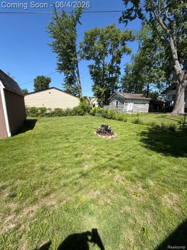 714 Lowell Street Marine City City MI 48039