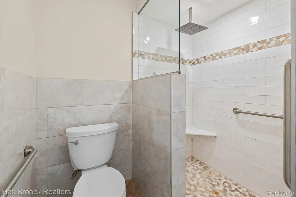 3685 Quail Hollow Drive Bloomfield Hills City MI 48302