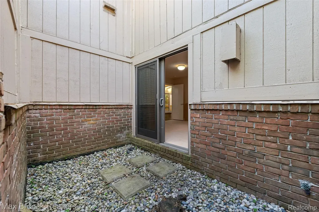 3685 Quail Hollow Drive Bloomfield Hills City MI 48302